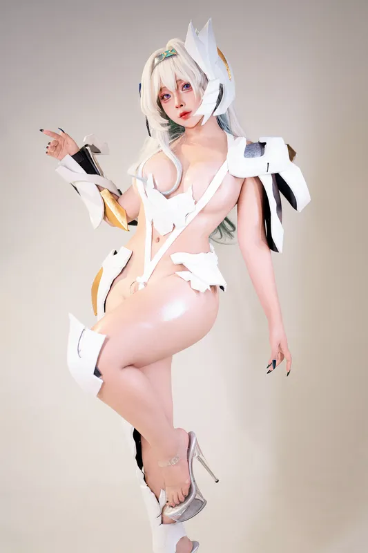 - HSR Firefly - Sayo Momo